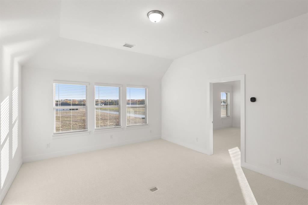 290 Cheyenne Mountain Drive Property Photo 22