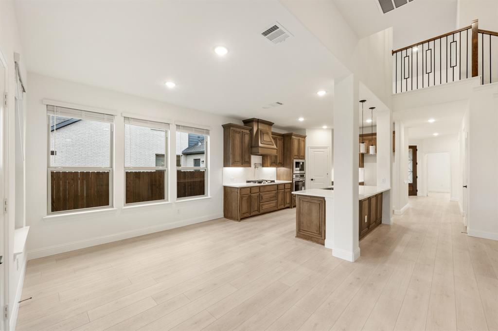 2813 Spring Valley Way Property Photo 13