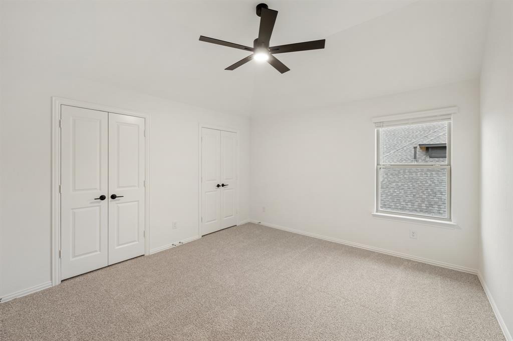 2813 Spring Valley Way Property Photo 33