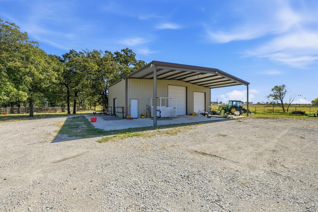 5071 Fm 1810 Property Photo 11