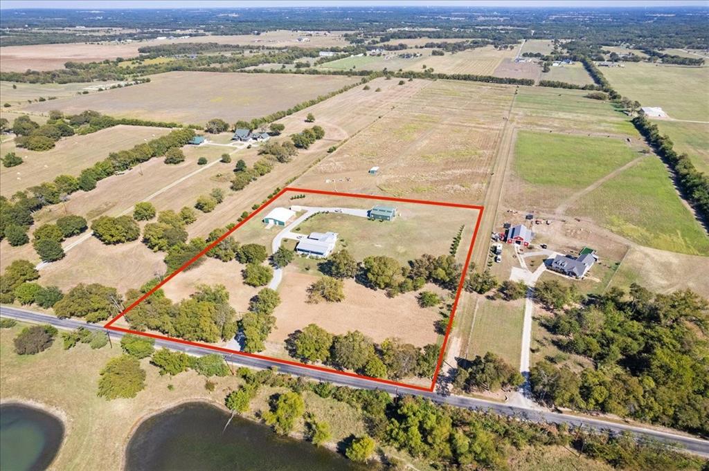 3050 Wolf Front Road Property Photo 1