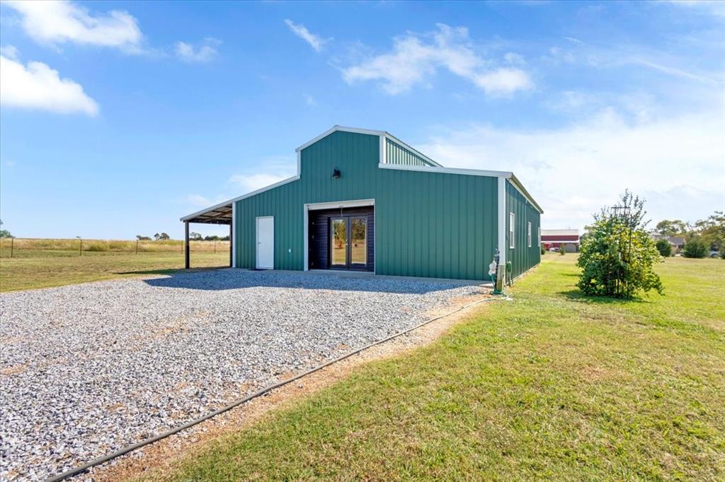 3050 Wolf Front Road Property Photo 28