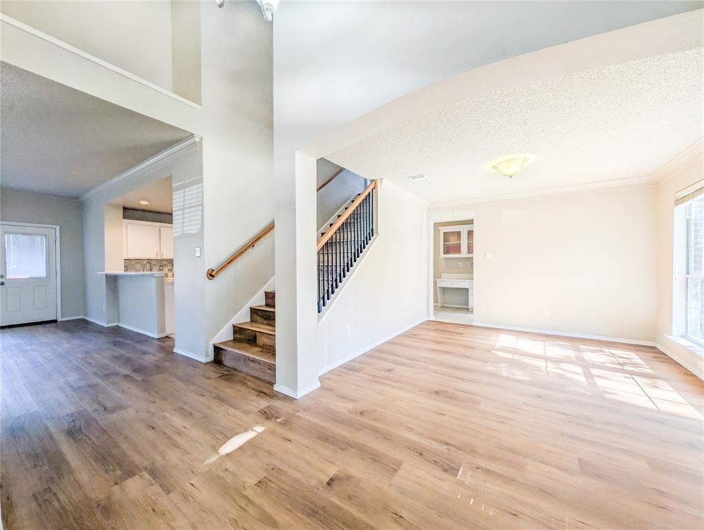 4406 Cordova Lane Property Photo 3