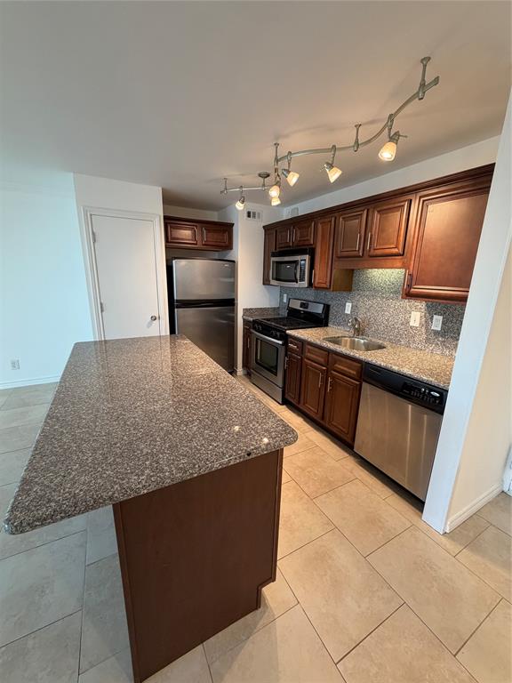 3883 Turtle Creek 1812 Property Photo 1