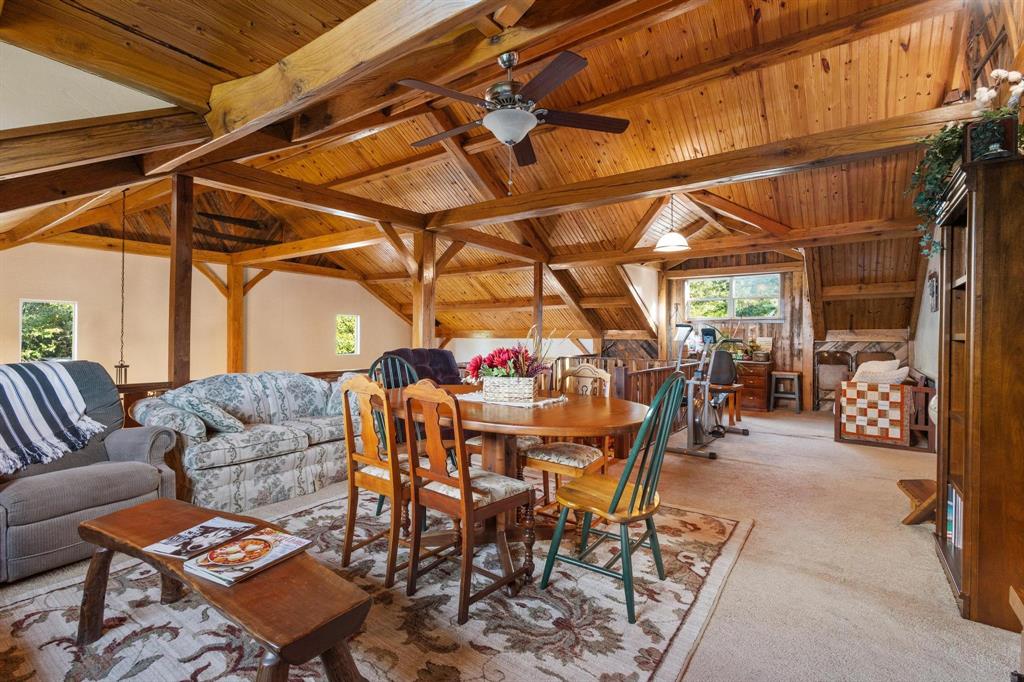 312 County Road 2100 Property Photo 13