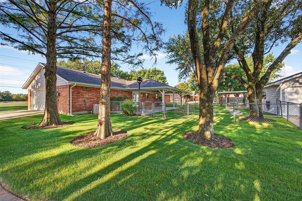 27019 State Highway 56 Property Photo 6
