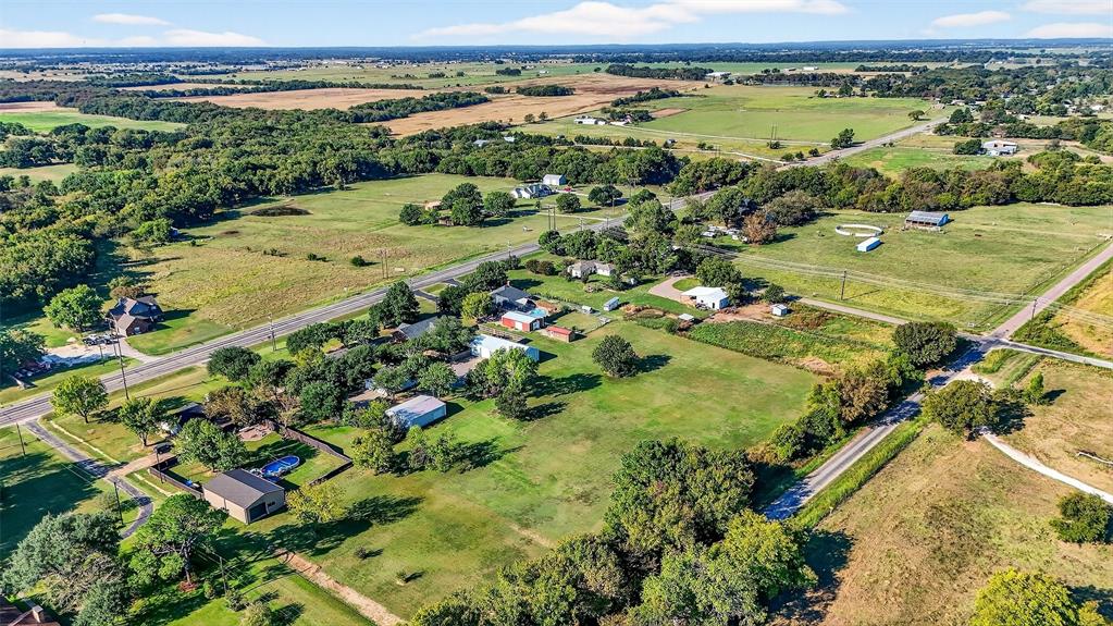 27019 State Highway 56 Property Photo 14