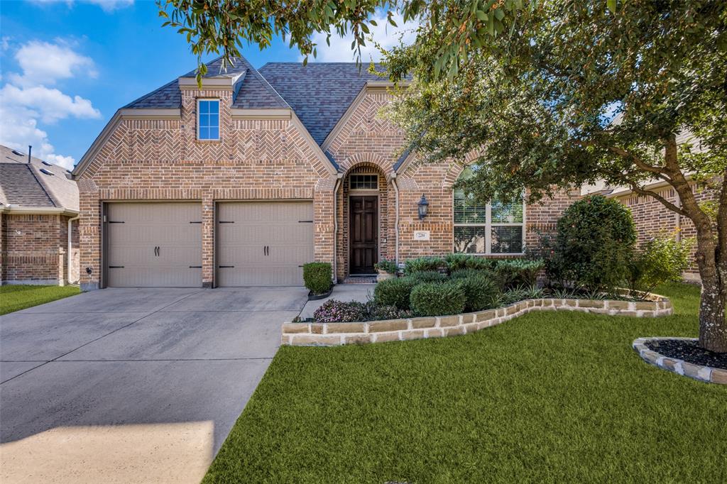 2204 Yorktown Drive Property Photo 1