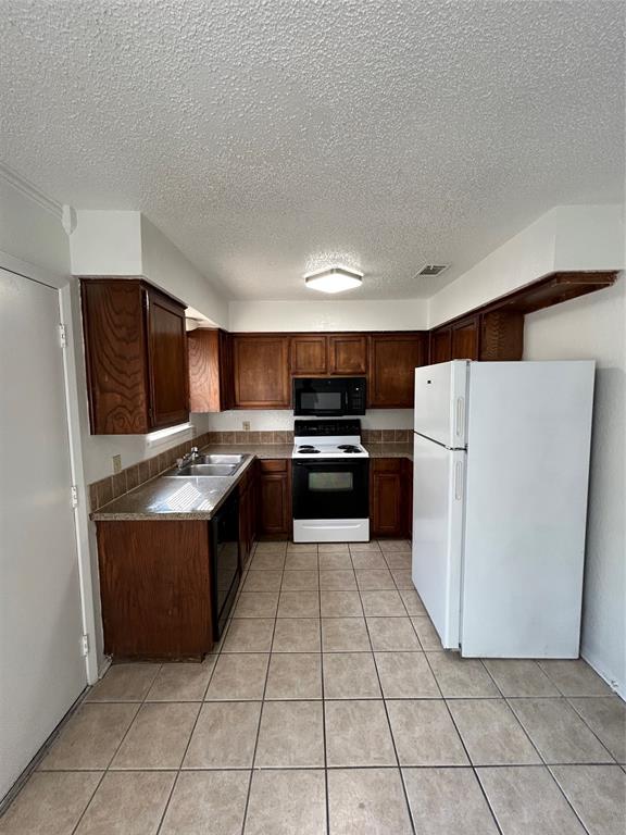3006 W Sycamore Circle Property Photo 5