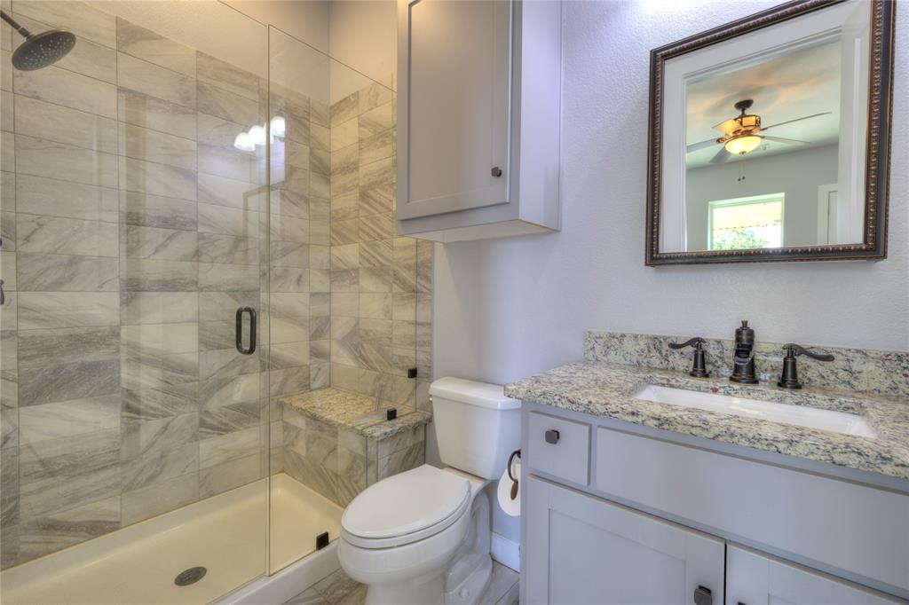 1639 Bloomfield Road Property Photo 11