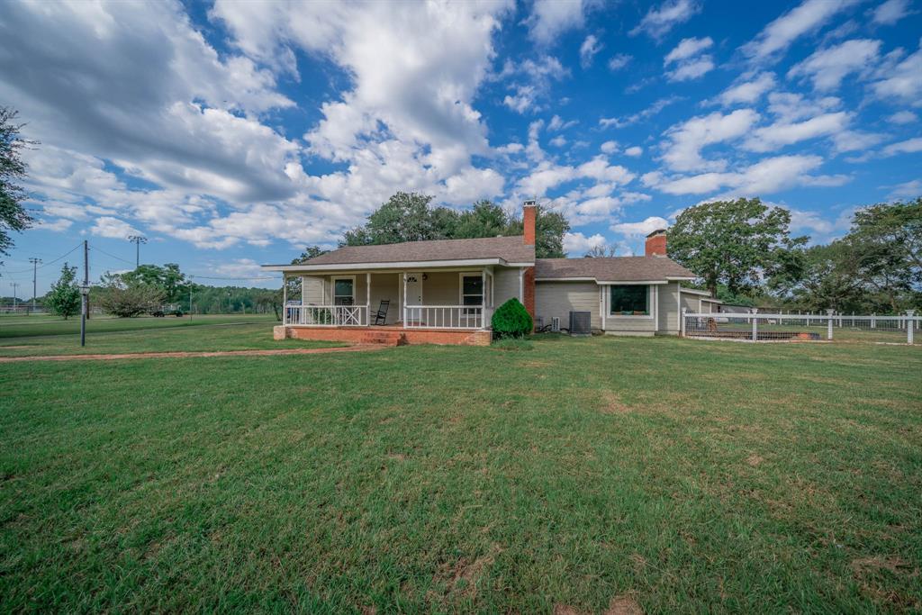 1901 Byrd Rd. Property Photo 1