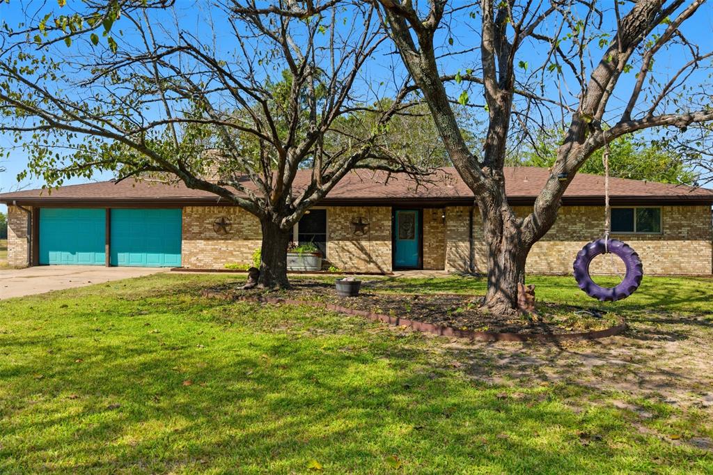 3264 County Road 2176 Property Photo 1