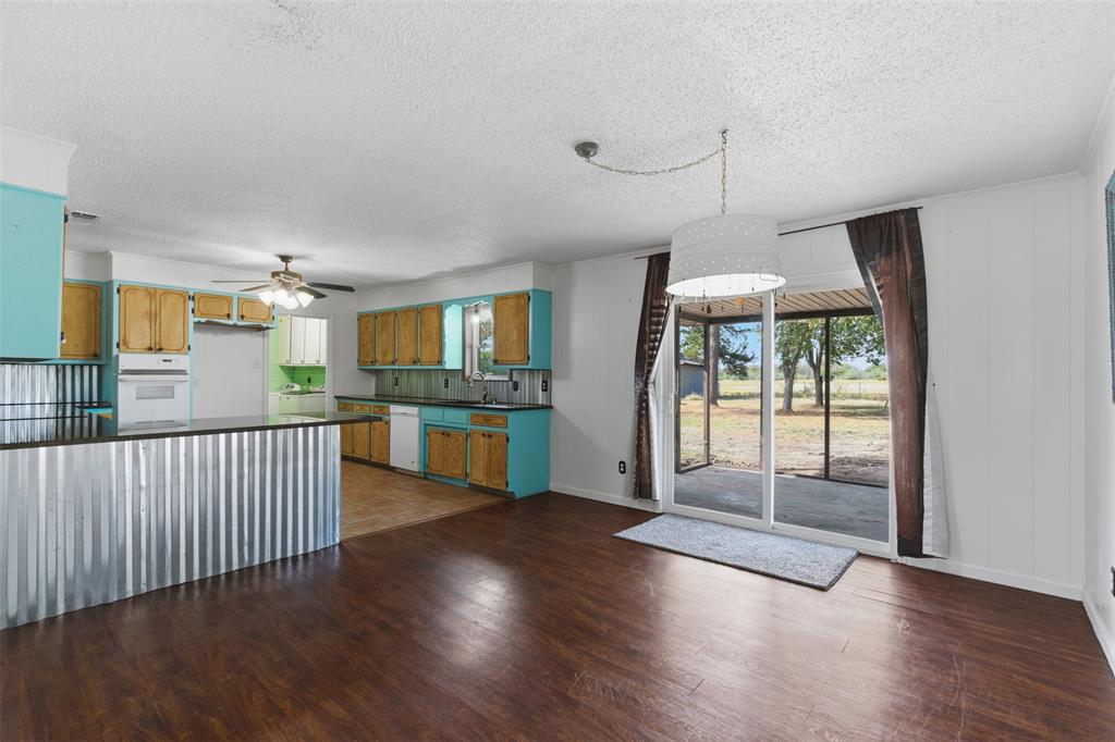 3264 County Road 2176 Property Photo 12