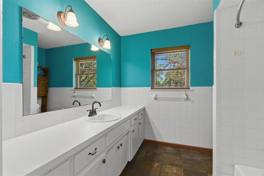 3264 County Road 2176 Property Photo 15