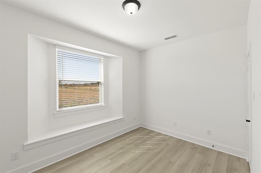 1322 Comal Drive Property Photo 4