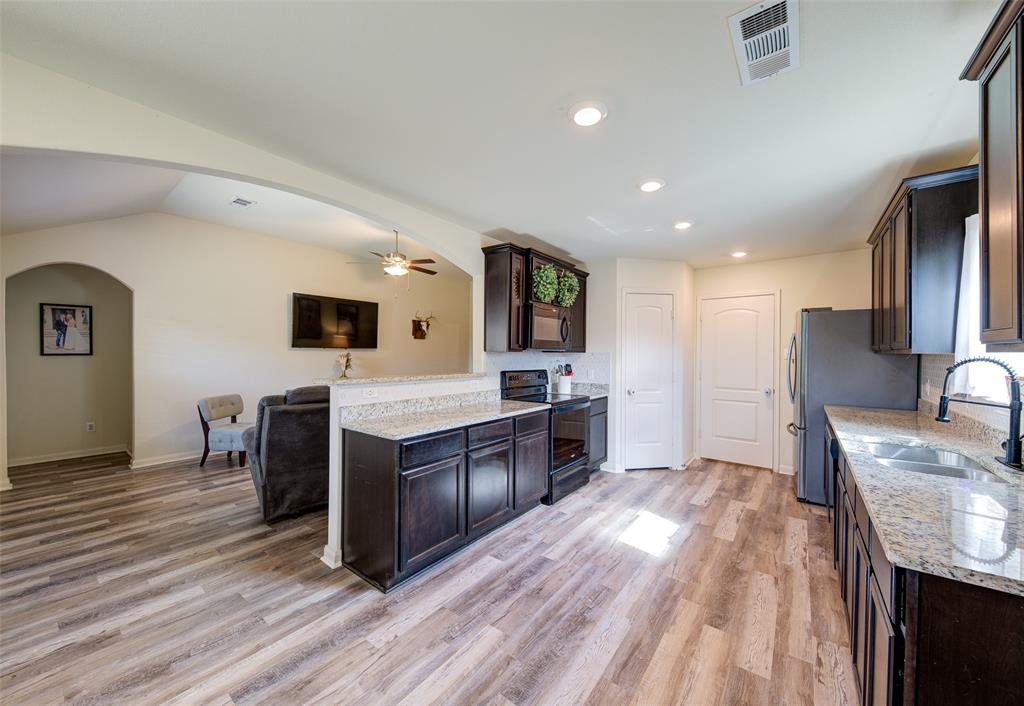3003 Watercrest Drive Property Photo 12