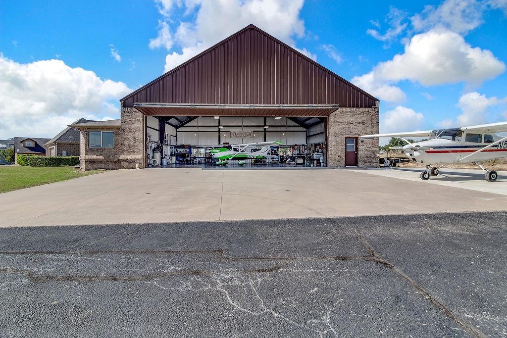 117 Citation Drive Property Photo 1