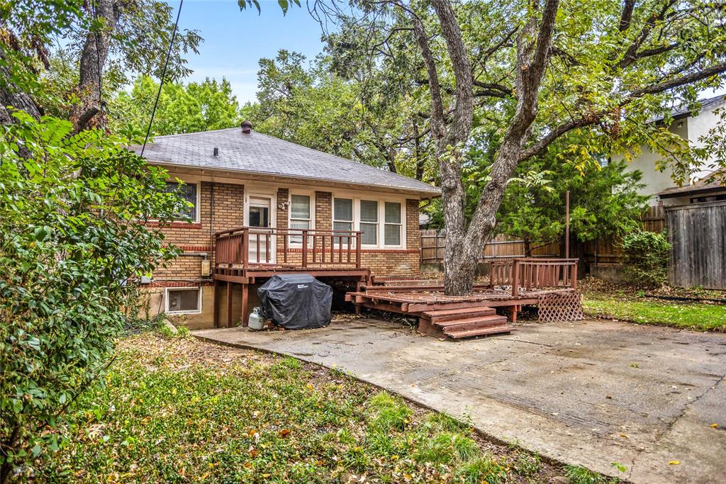 2303 Mistletoe Drive Property Photo 24