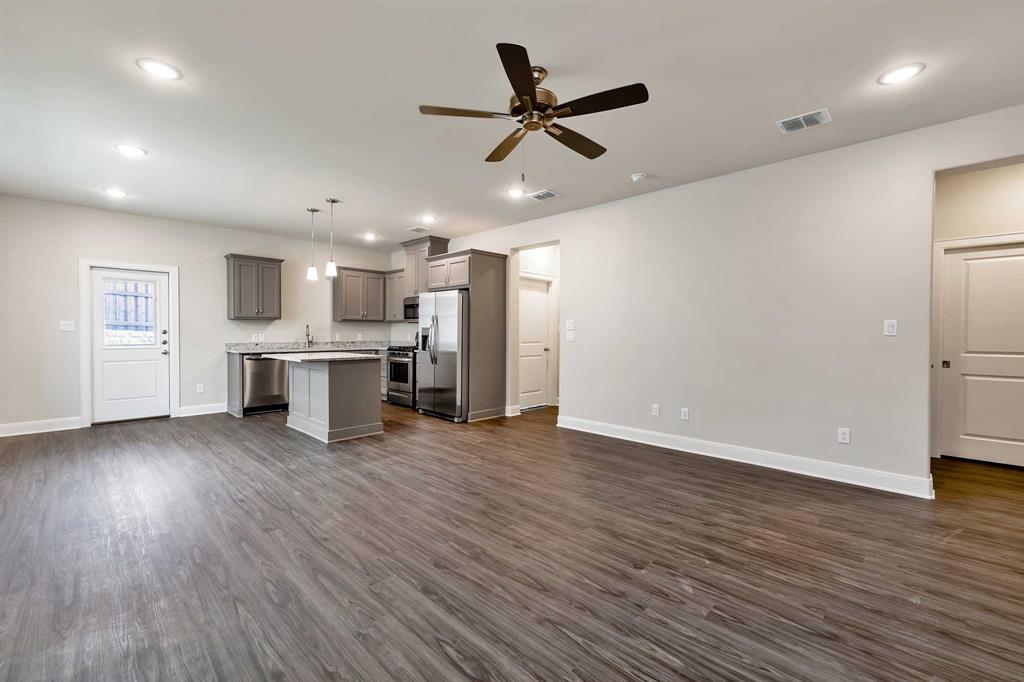 4344 Macnab Drive Multi Property Photo 11