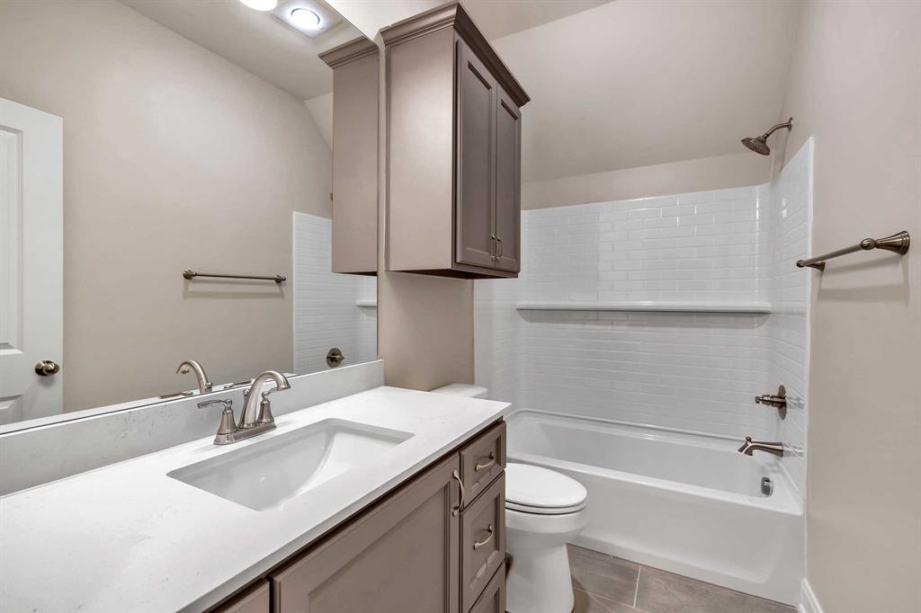 4344 Macnab Drive Multi Property Photo 15