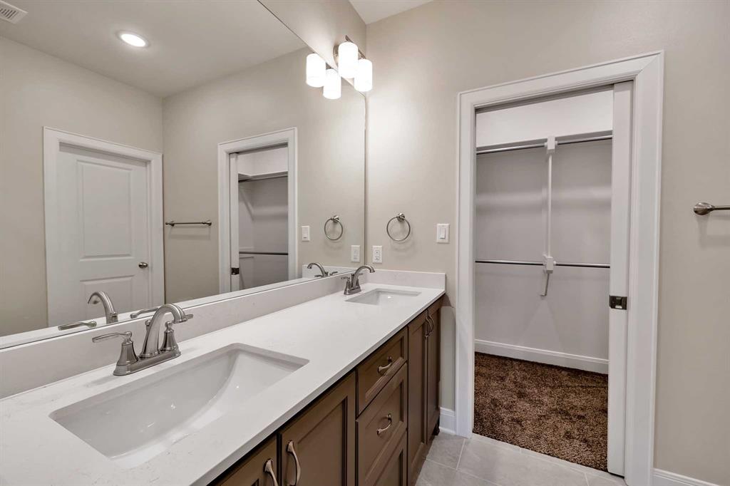 4344 Macnab Drive Multi Property Photo 16