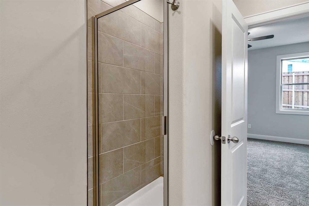 4344 Macnab Drive Multi Property Photo 17