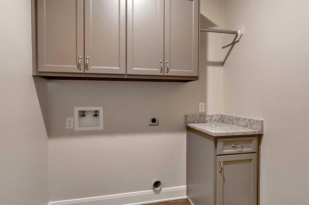4344 Macnab Drive Multi Property Photo 22