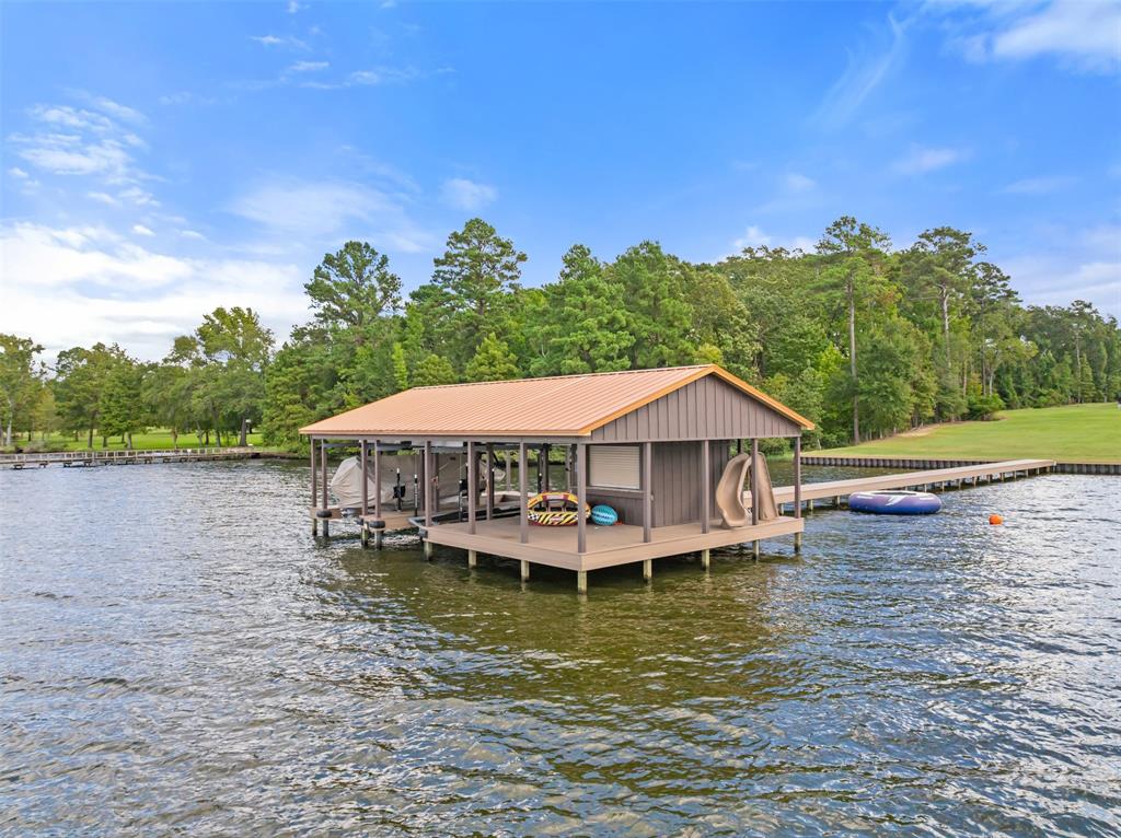 1147 Fm 346 Property Photo 10