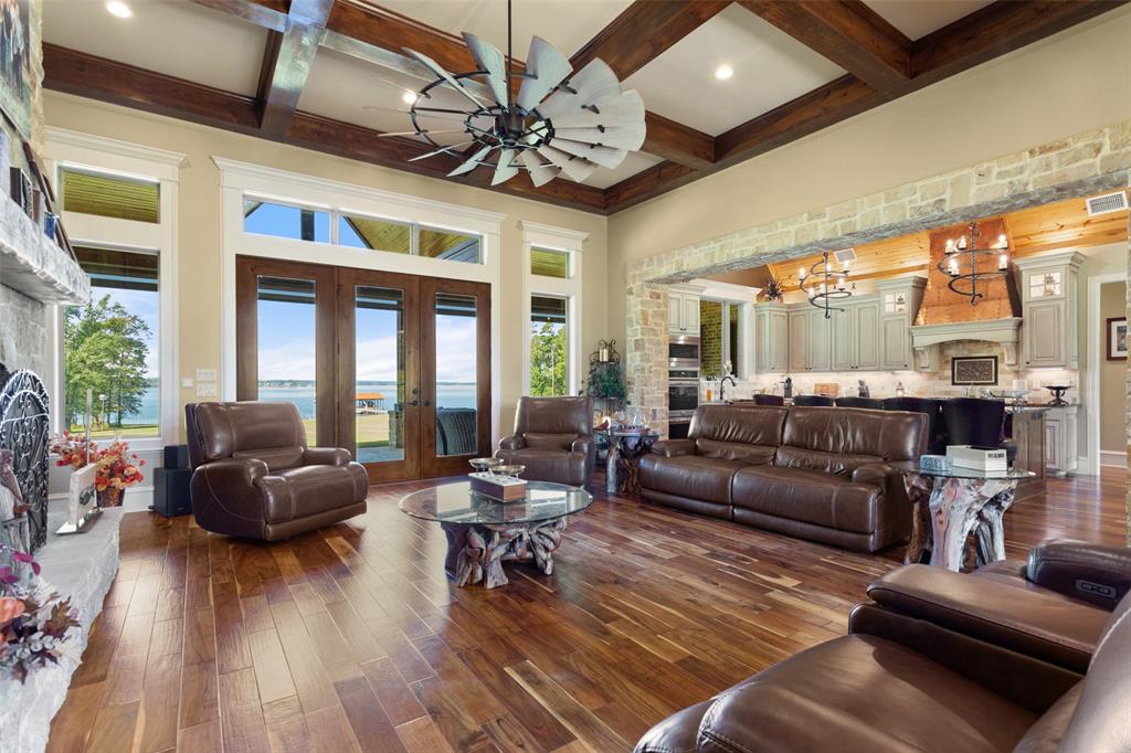 1147 Fm 346 Property Photo 18