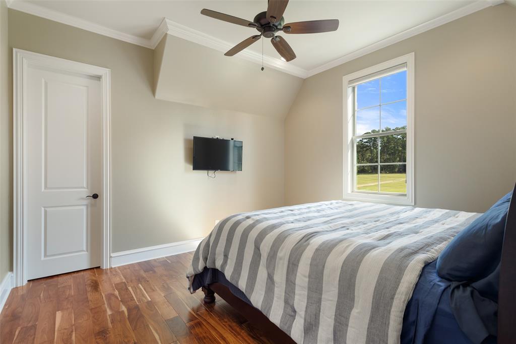 1147 Fm 346 Property Photo 28