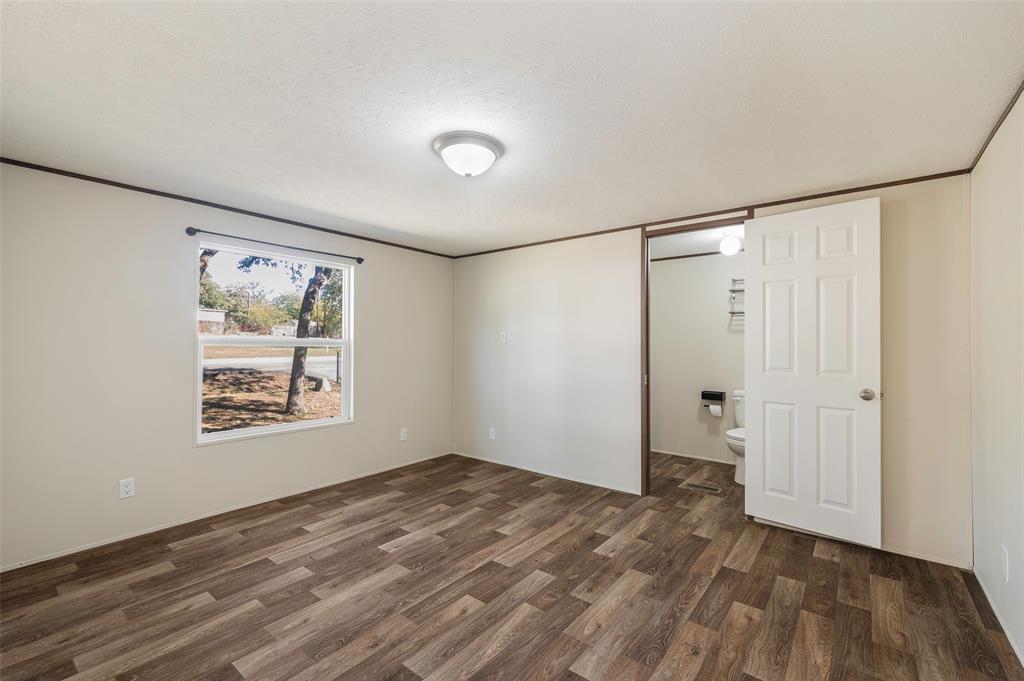 1107 Maple Drive Property Photo 5