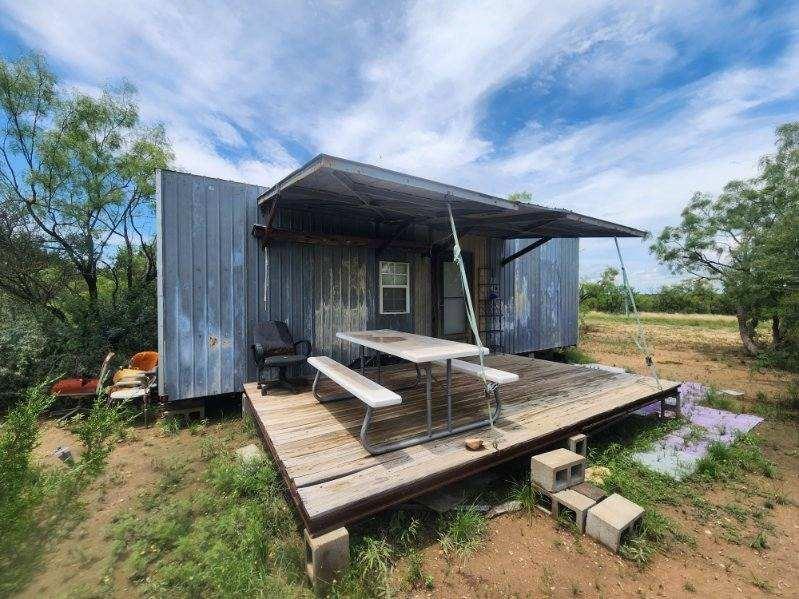 20101 Private Road 4901 Road 4901 Property Photo 6