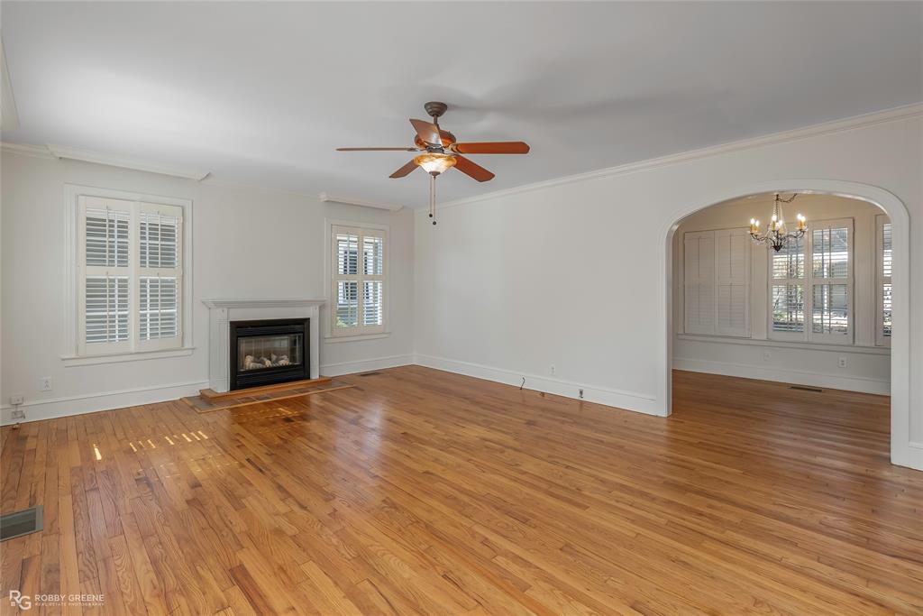 616 Huron Street Property Photo 9