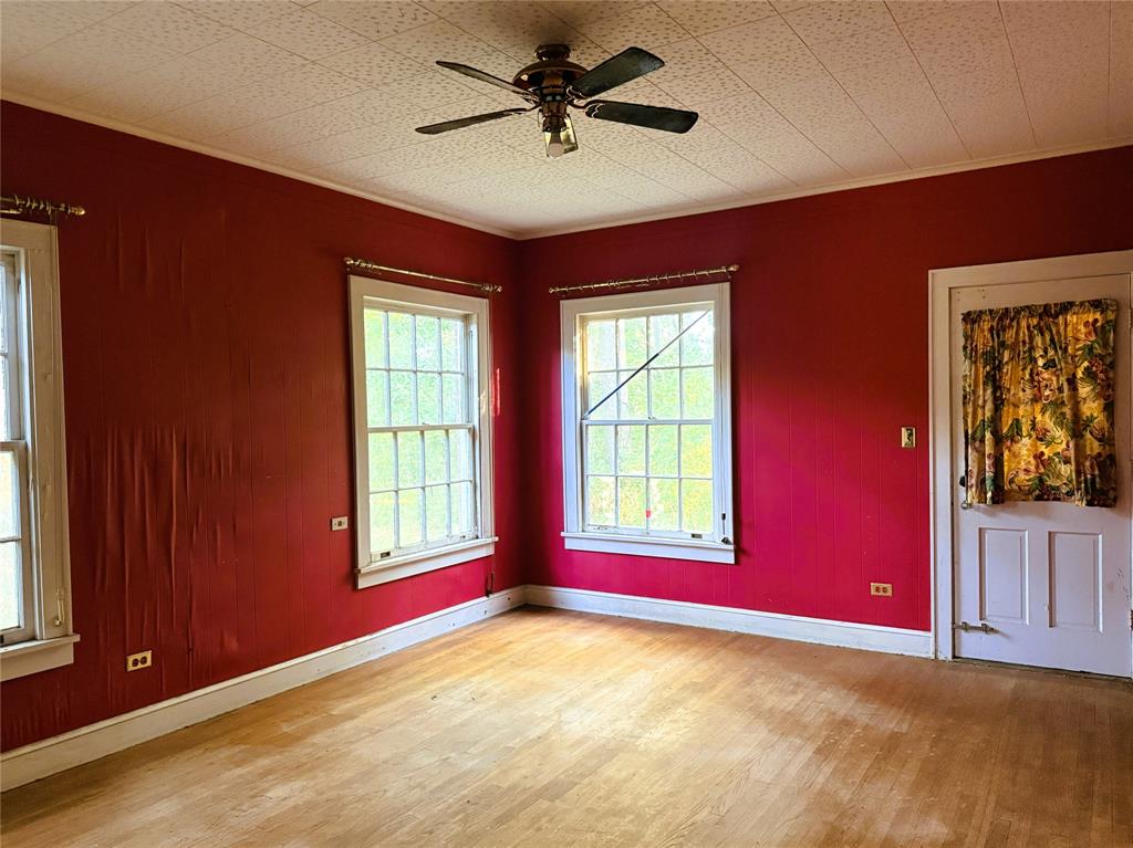 928 Mcdonald Street Property Photo 14
