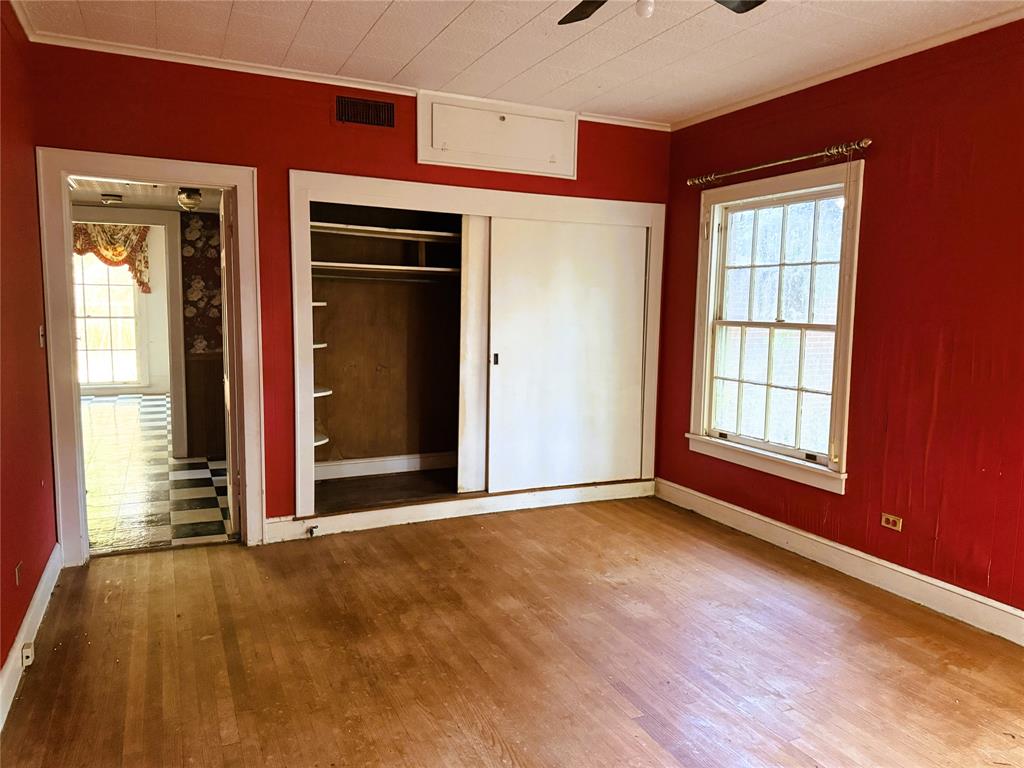 928 Mcdonald Street Property Photo 15