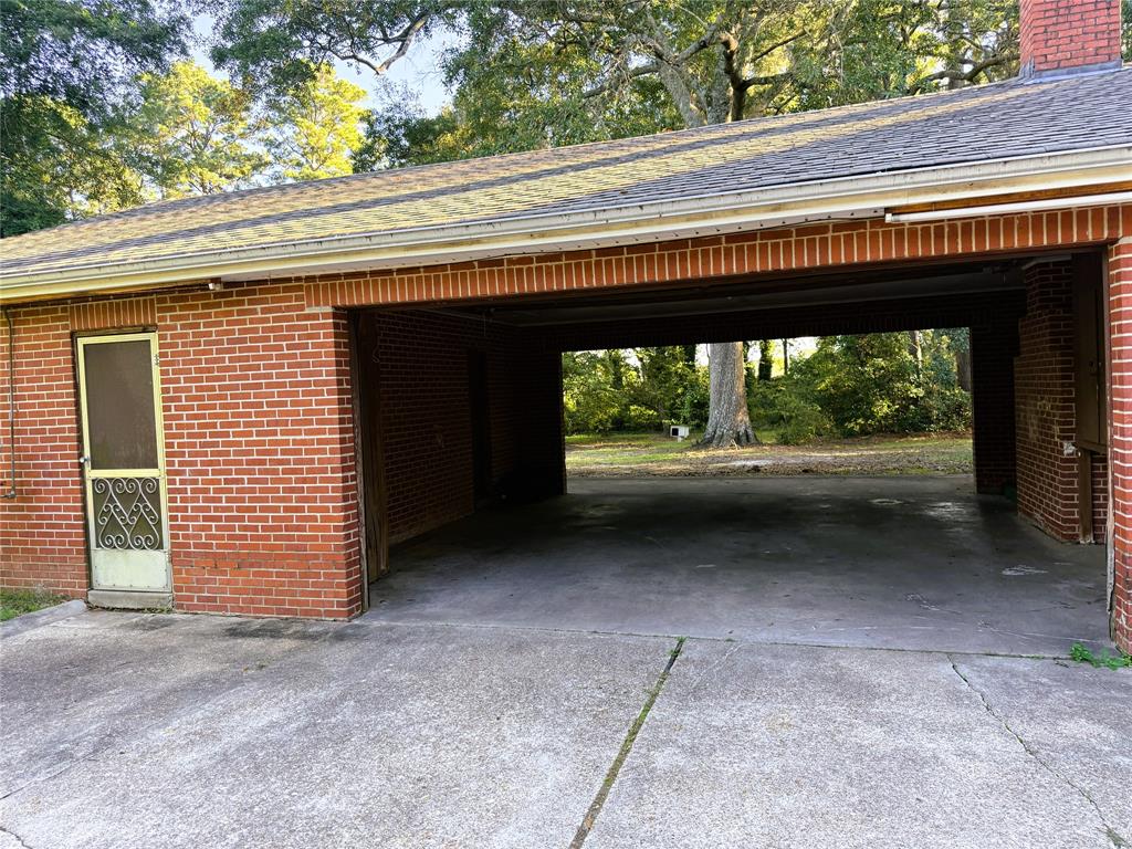 928 Mcdonald Street Property Photo 38