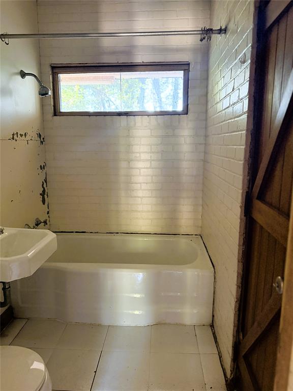 928 Mcdonald Street Property Photo 40