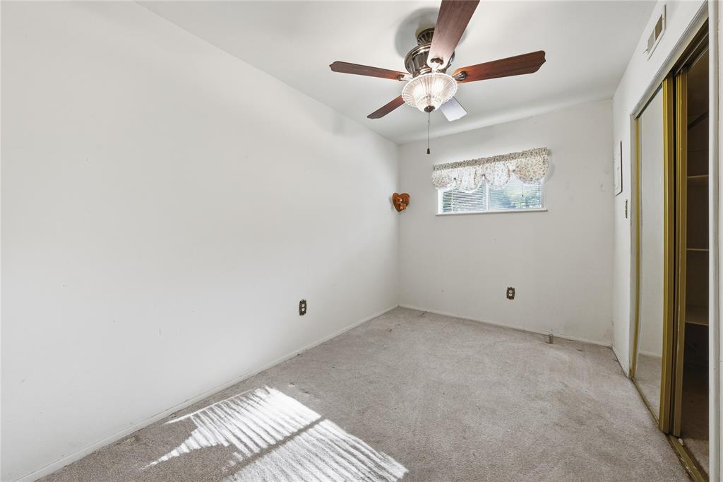 114 Lowe Drive Property Photo 14