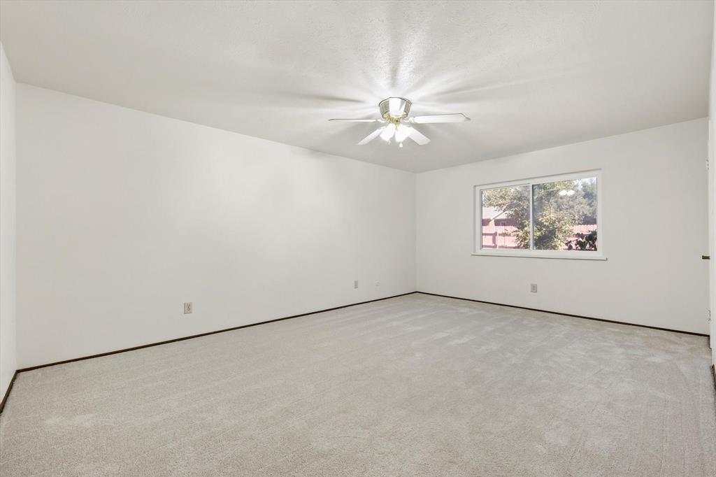 2721 Cedar Elm Lane Property Photo 7