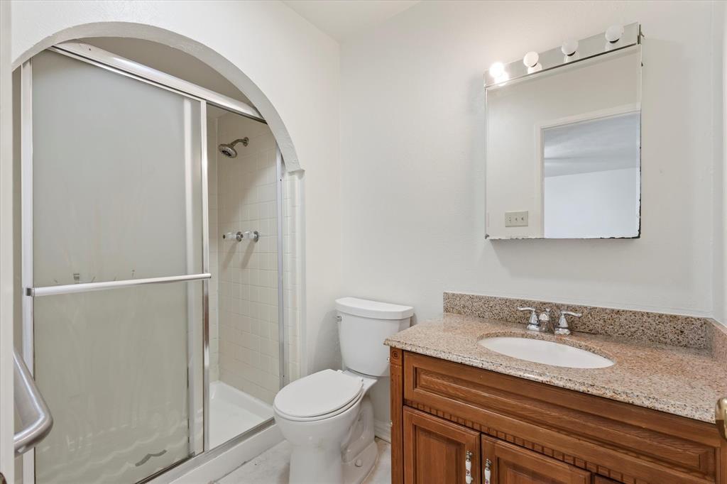2721 Cedar Elm Lane Property Photo 10