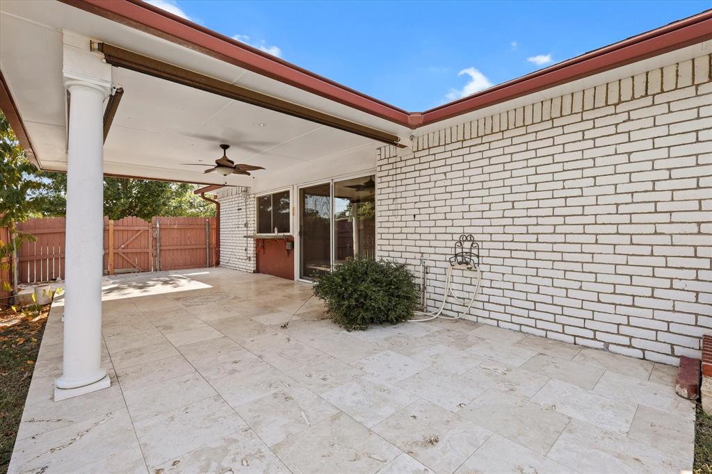 2721 Cedar Elm Lane Property Photo 11