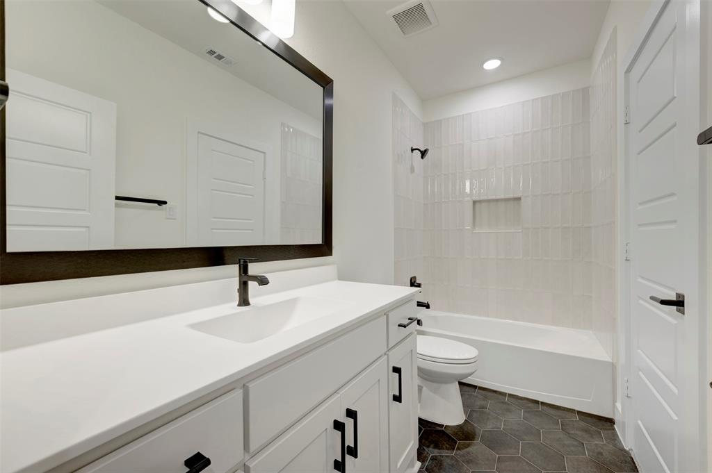 2324 Northshore Trail Property Photo 38