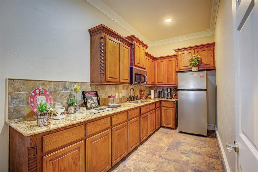 8475 County Road 156 Property Photo 14