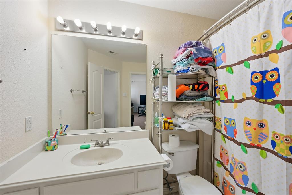 5010 Coventry Lane Property Photo 32