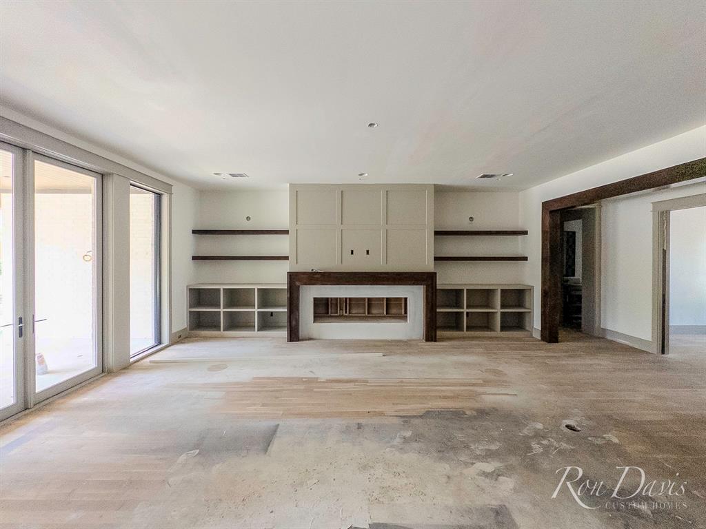 1109 Glenfield Court Property Photo 11