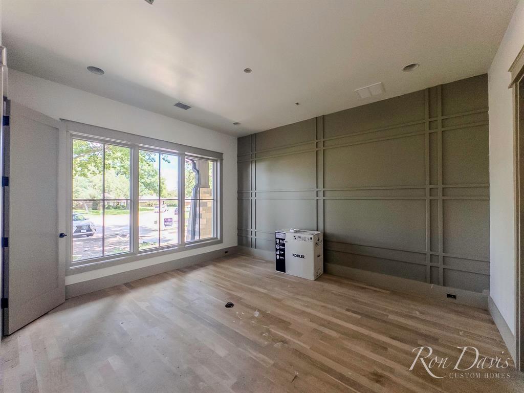 1109 Glenfield Court Property Photo 21