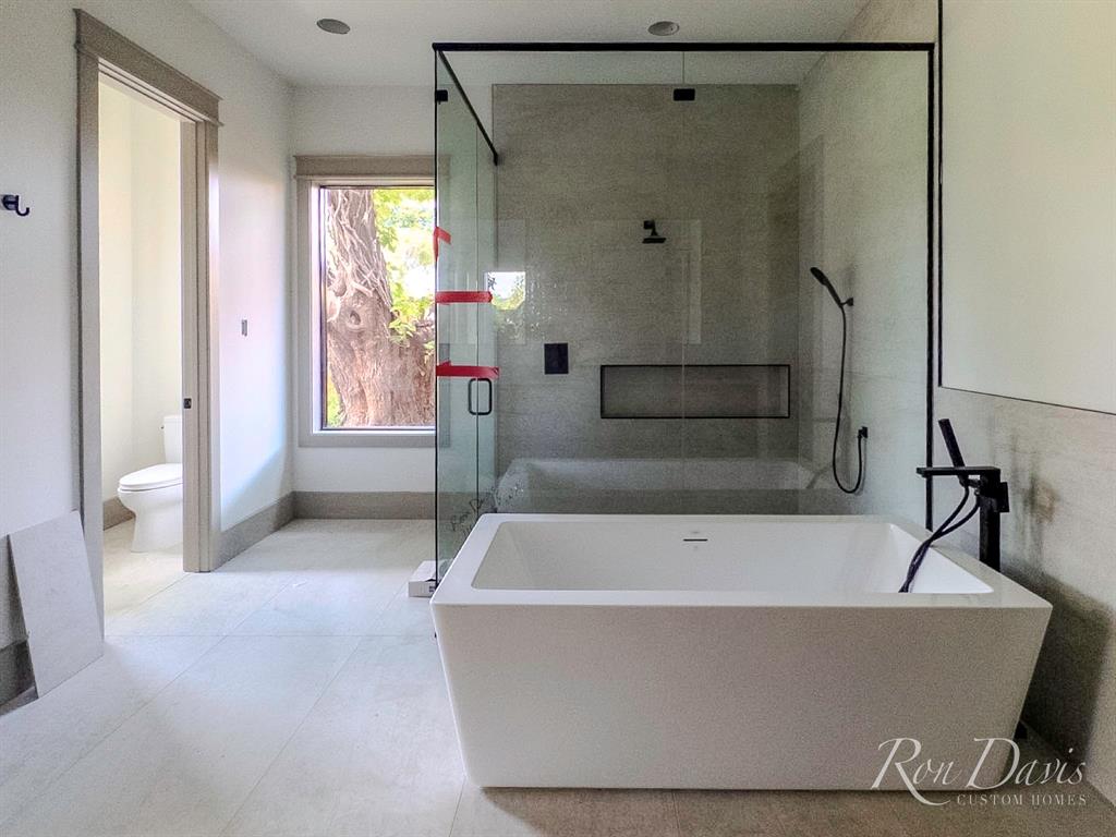 1109 Glenfield Court Property Photo 26