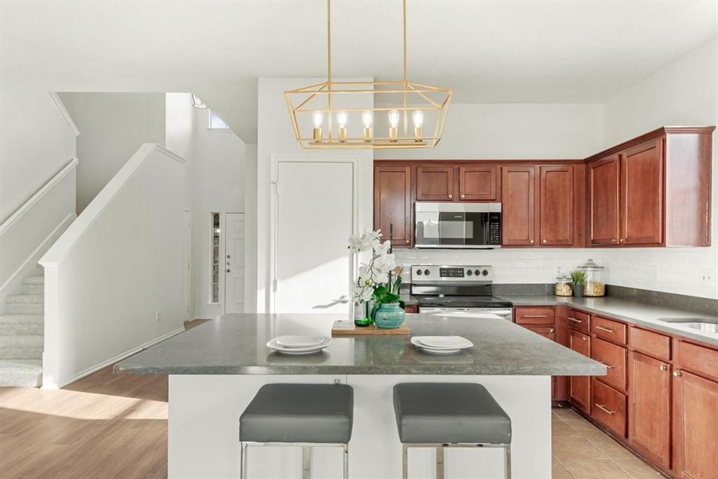 3111 Candlebrook Drive