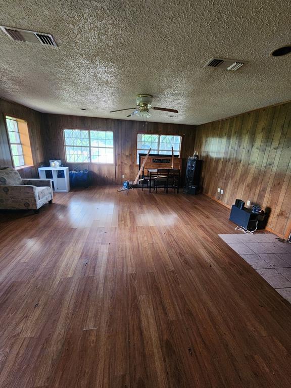 1254 Fm 74 Property Photo 7