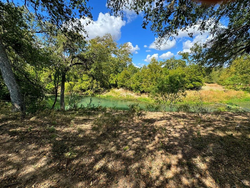 4194 Se River Road Property Photo 9